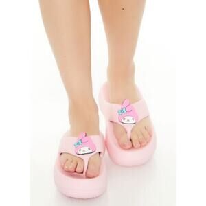 NWT! Women’s Sanrio My Melody Flatform Thong Platform Sandals - MEDIUM
